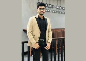 Dr. Aditya R. Nighhot: Indian Entrepreneur, Doctor, Screenwriter and a best selling Author